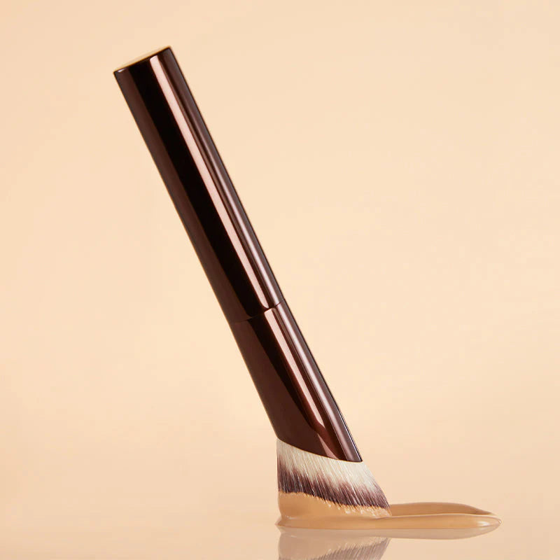 Soft Glow Foundation Brush Hourglass