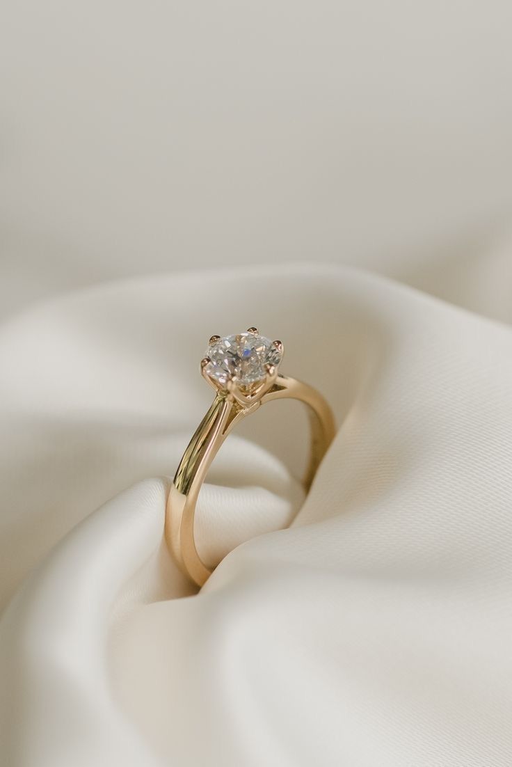 Anillo 6 uñas