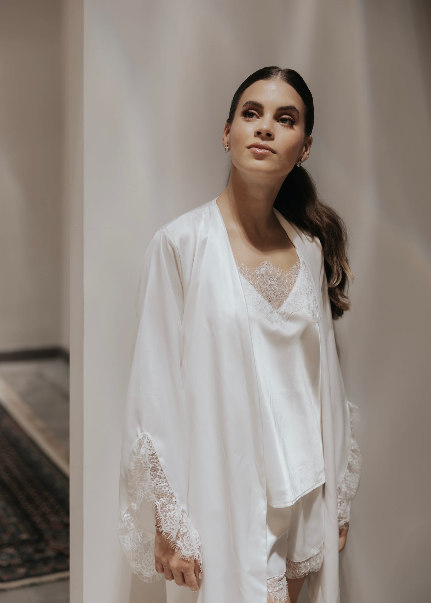Bata Corta Alba