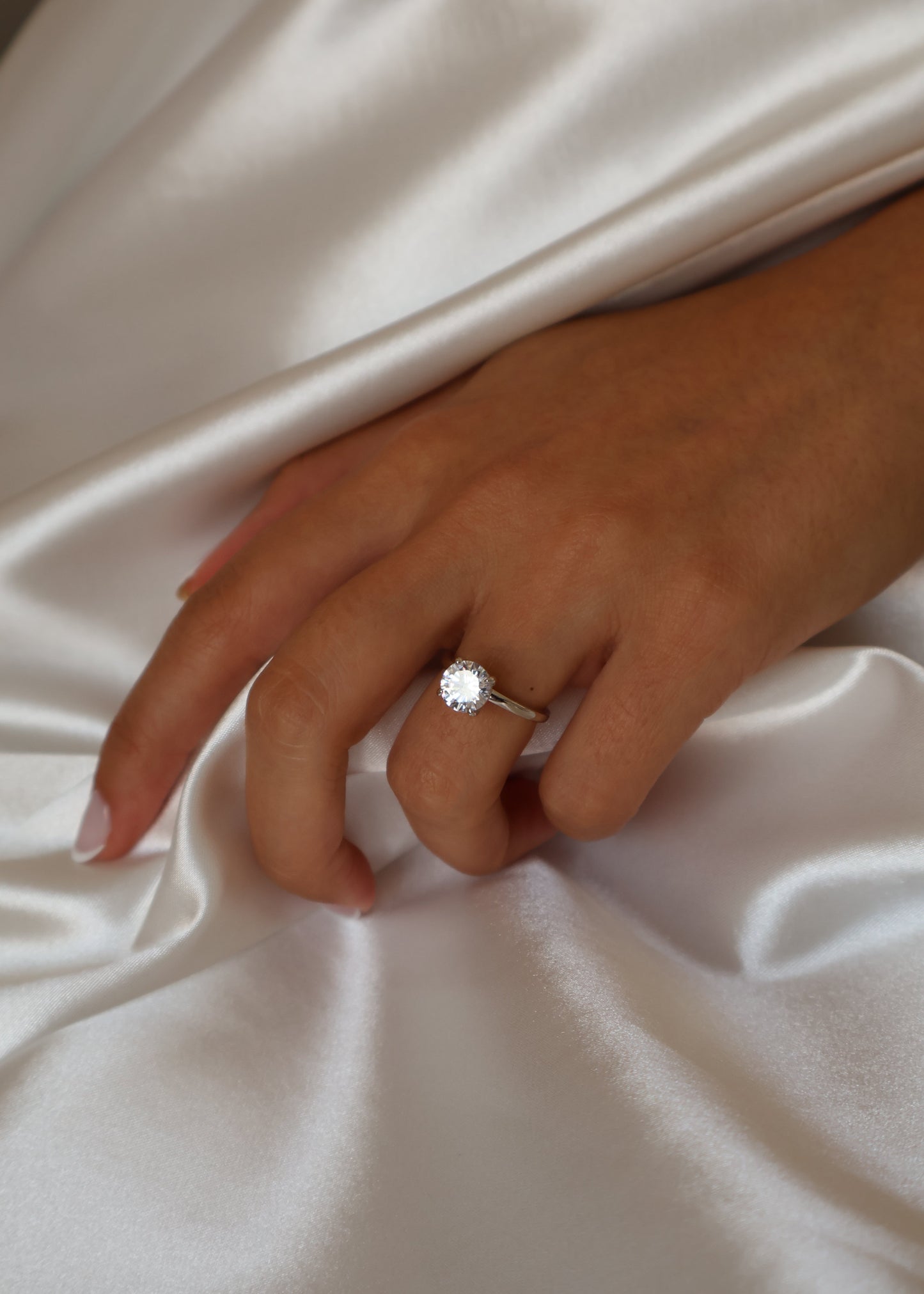 Anillo 4 uñas
