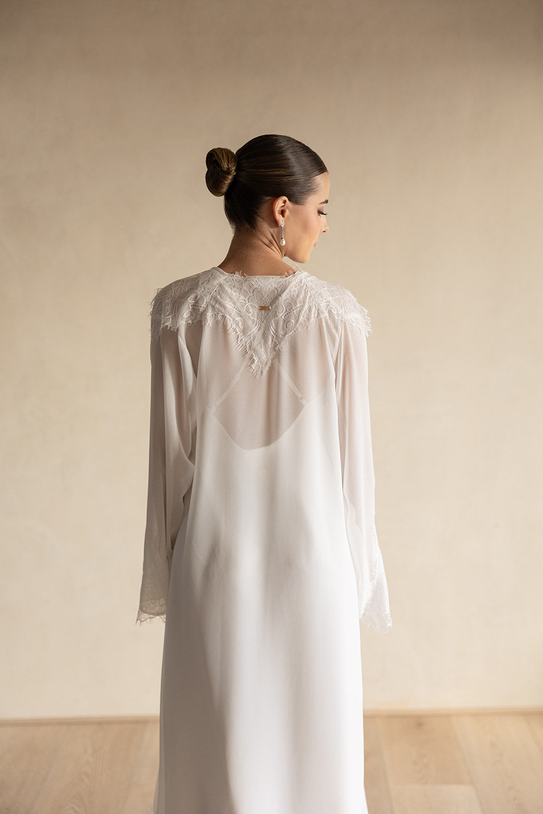 Bata Larga Shiffon con Encaje