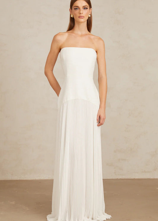 Vestido Helena Off-Shoulder Tulle Panel