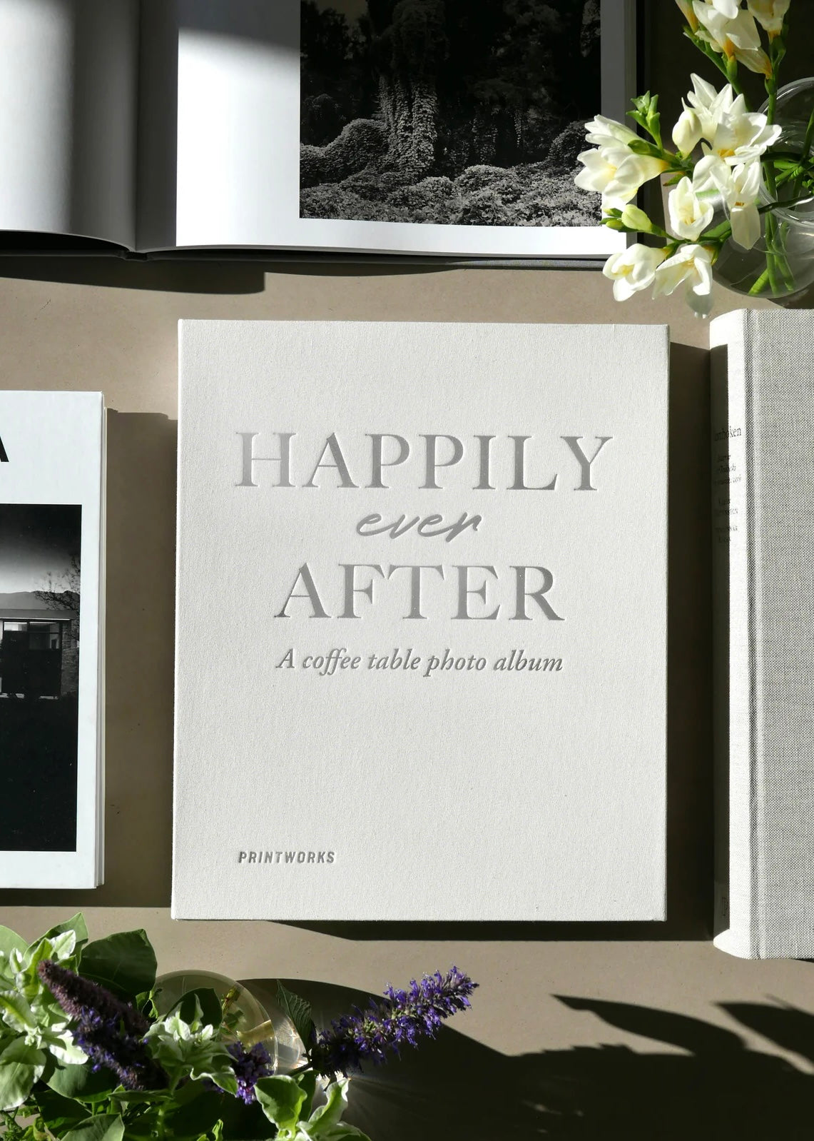 Libro Happily Ever After Blanco