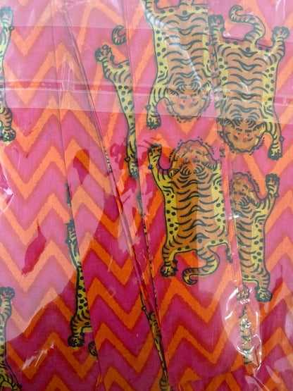 Bata Corta Estampada