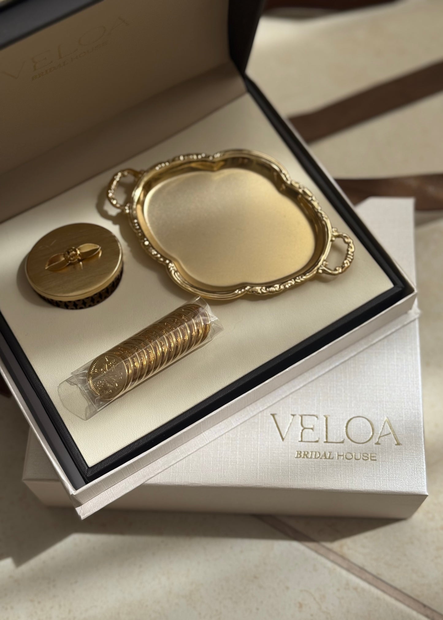 Arras Caja de Piel Doradas